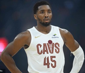 九游体育app-关于克里夫兰骑士迎NBA总决赛关键赛，今夜刷新队史纪录，赛场秩序良好，心理建设被强调的信息